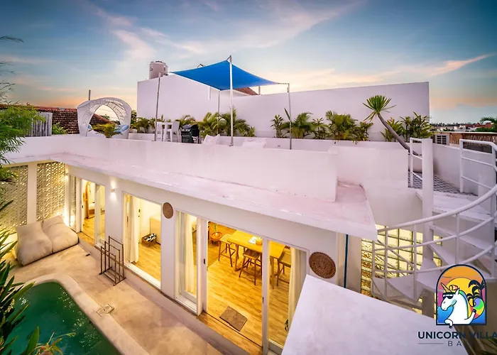 Lima - By Unicorn Bali Villa
